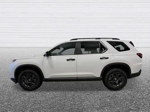 New 2026 Honda Pilot TrailSport image 2