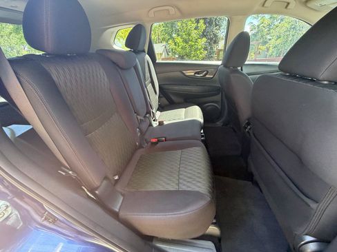 Used 2018 Nissan Rogue SV w/ Premium Package AWD/4WD image 21