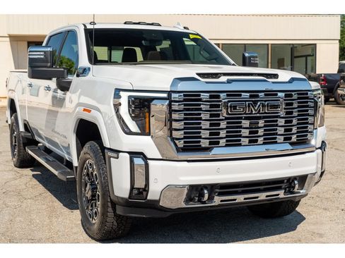 New 2026 GMC Sierra 2500 Denali w/ Denali Reserve Package AWD/4WD image 36