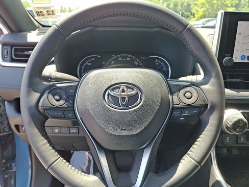 Certified 2024 Toyota RAV4 SE w/ Convenience Package AWD/4WD image 17