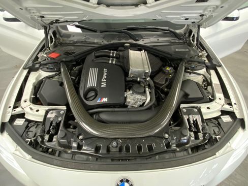Used 2016 BMW M4 Convertible RWD image 49