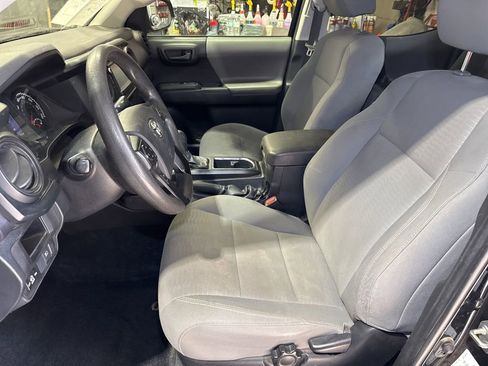 Used 2019 Toyota Tacoma SR RWD image 22