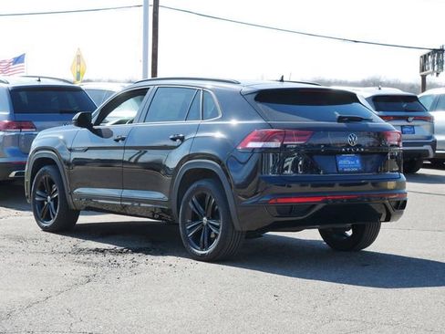 Certified 2023 Volkswagen Atlas Cross Sport SEL R-Line image 5