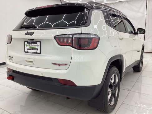 Used 2017 Jeep Compass Trailhawk w/ Leather Interior Group AWD/4WD image 8