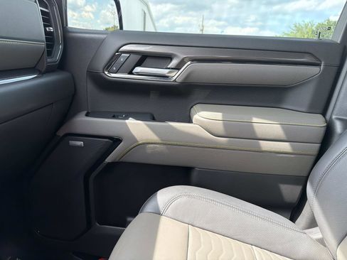 Used 2024 Chevrolet Silverado 1500 ZR2 w/ ZR2 Bison Edition AWD/4WD image 21