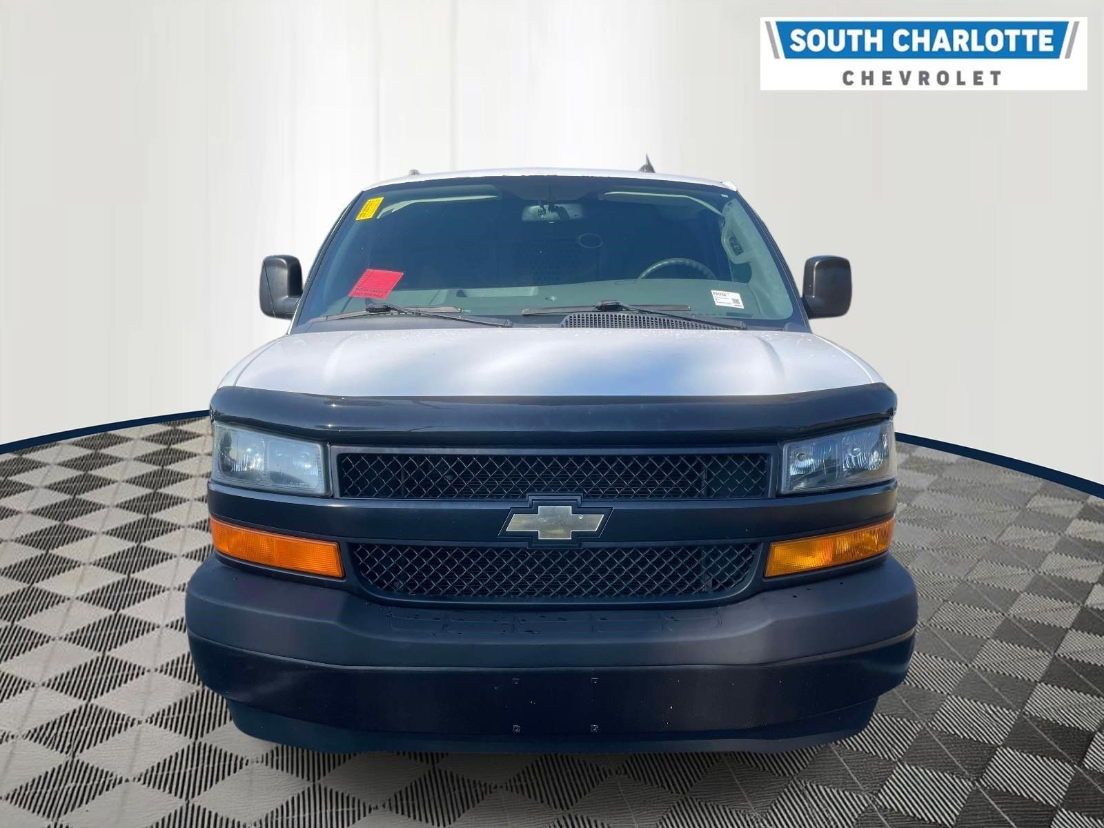 Used 2020 Chevrolet Express 2500 w/ Driver Convenience Package RWD image 2