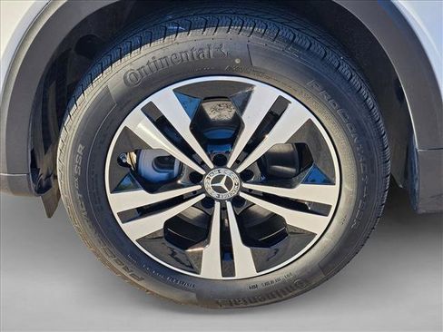 Used 2025 Mercedes-Benz GLB 250 image 21