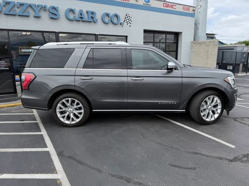 Used 2018 Ford Expedition Platinum AWD/4WD image 8