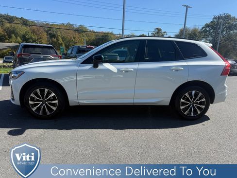 Certified 2023 Volvo XC60 B5 Plus w/ Climate Package image 5