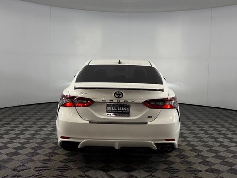 Used 2024 Toyota Camry SE w/ Convenience Package FWD image 9