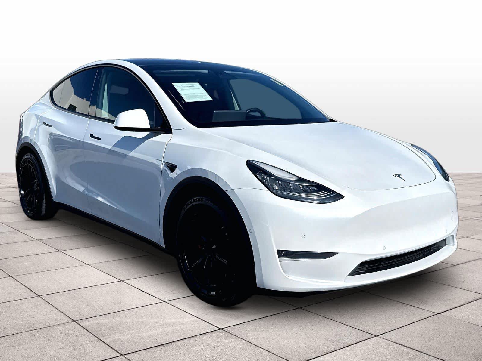 Used 2021 Tesla Model Y Performance AWD/4WD image 3