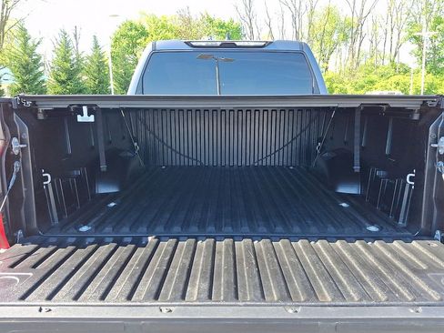 Used 2024 Toyota Tundra SR5 w/ SR5 Convenience Package AWD/4WD image 27