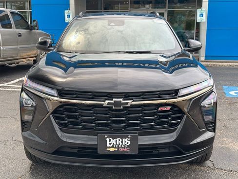 New 2026 Chevrolet Trax RS w/ Driver Confidence Package image 2