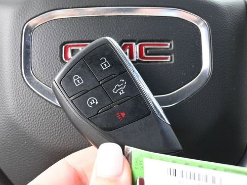 Used 2023 GMC Sierra 1500 SLE AWD/4WD image 37
