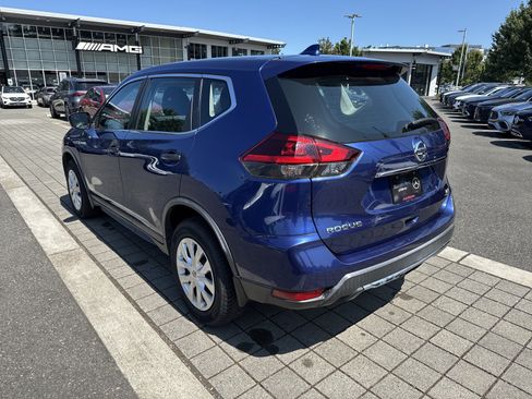 Used 2018 Nissan Rogue S AWD/4WD image 7