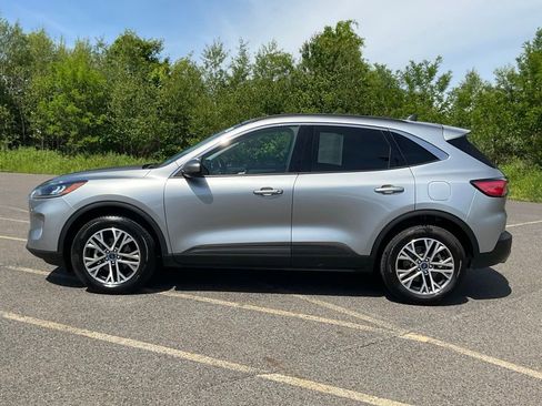Used 2022 Ford Escape SEL w/ Technology Package AWD/4WD image 29