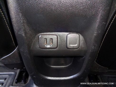 Used 2020 GMC Canyon Denali AWD/4WD image 20