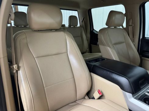 Used 2017 Ford F150 Lariat RWD image 16