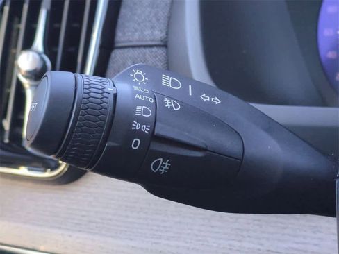 New 2026 Volvo XC90 B6 Plus image 26