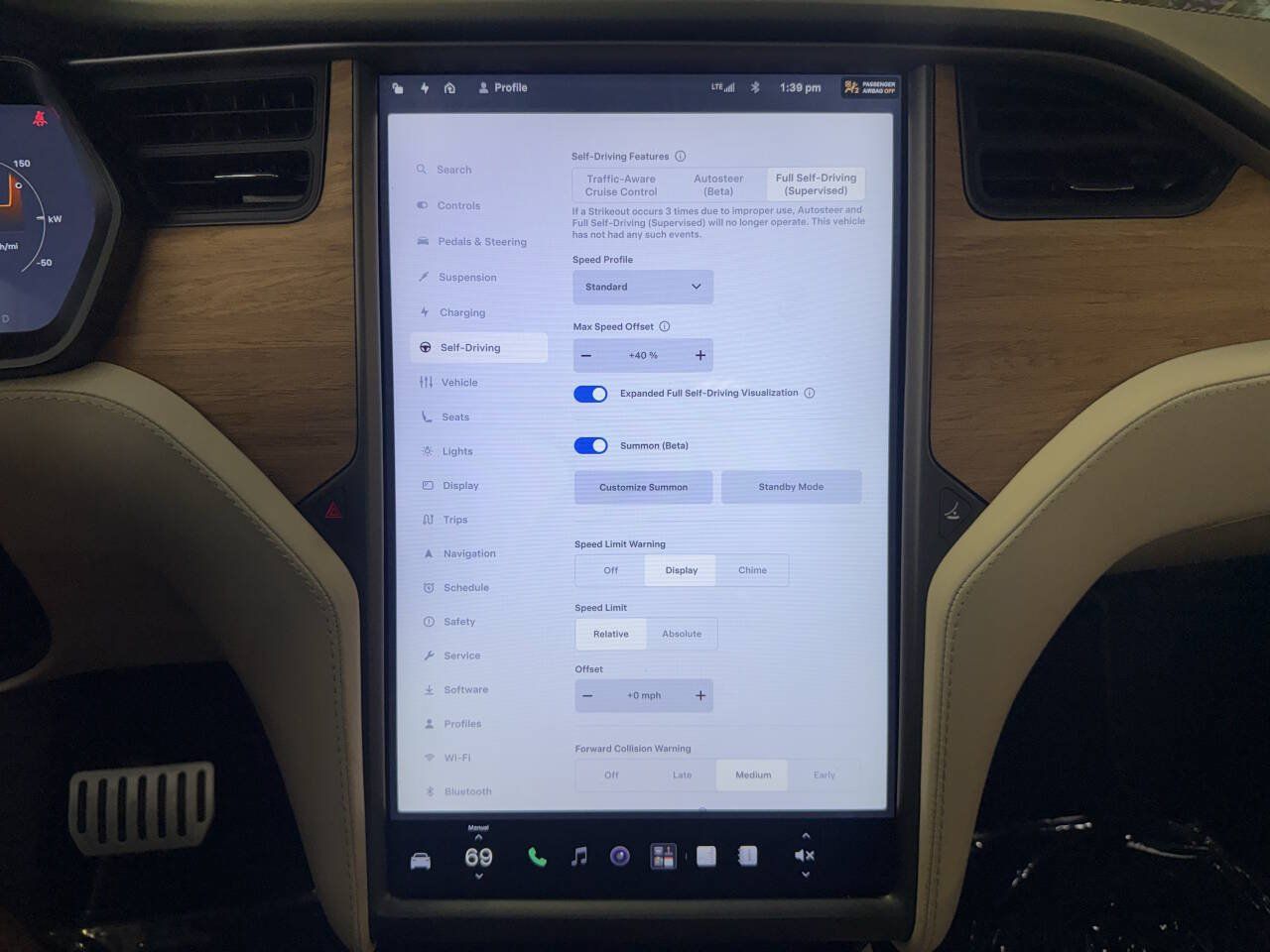 Used 2020 Tesla Model X Performance AWD/4WD image 17