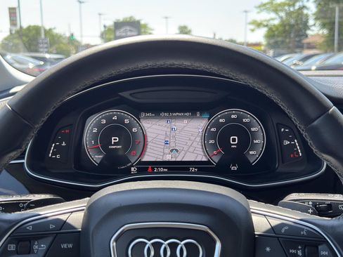 Used 2023 Audi Q8 Premium w/ Convenience Package AWD/4WD image 25
