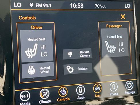 Used 2022 Jeep Grand Cherokee Limited image 19