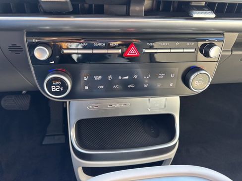 Used 2026 Hyundai Ioniq 9 SEL image 23