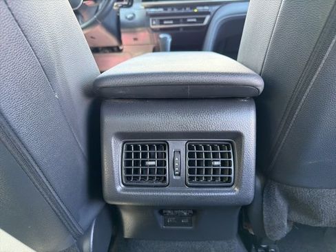 Used 2025 Toyota Camry SE FWD image 15