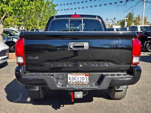 Used 2022 Toyota Tacoma SR w/ SX Package image 5