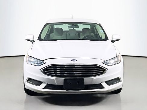 Used 2018 Ford Fusion S FWD image 2
