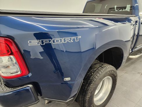 Used 2024 RAM 3500 Big Horn w/ Sport Appearance Package image 27