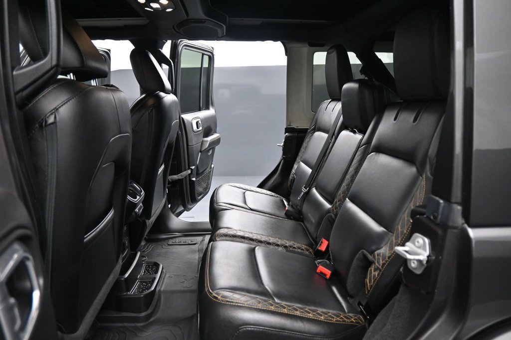 Used 2020 Jeep Wrangler Unlimited Sahara AWD/4WD image 15