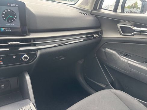Used 2026 Kia Sportage LX FWD image 34