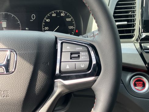 Used 2026 Honda Odyssey Sport-L image 22