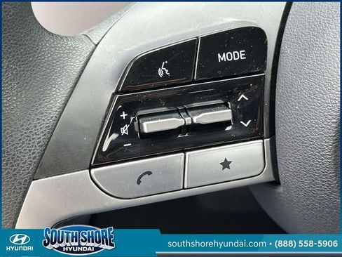 Certified 2023 Hyundai Tucson SE AWD/4WD image 21