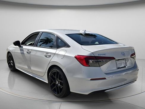 Used 2024 Honda Civic Sport image 8