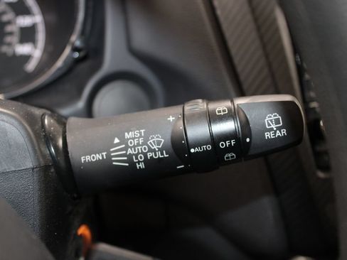 Used 2024 Mitsubishi Outlander Sport ES AWD/4WD image 31