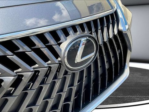 Used 2024 Lexus ES 350 w/ Premium Package FWD image 35