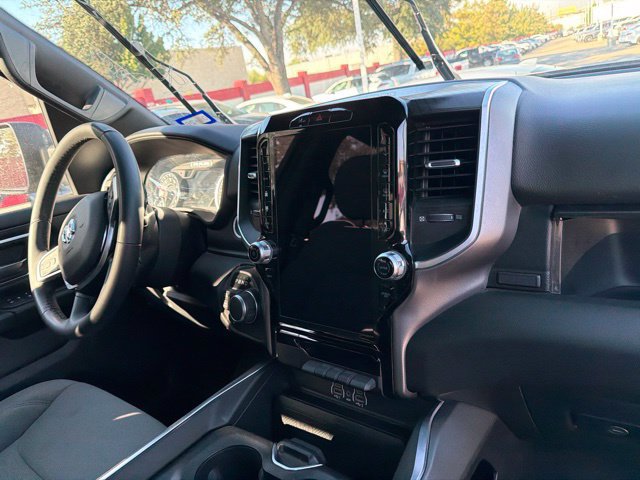 Used 2025 RAM 1500 Big Horn AWD/4WD image 14
