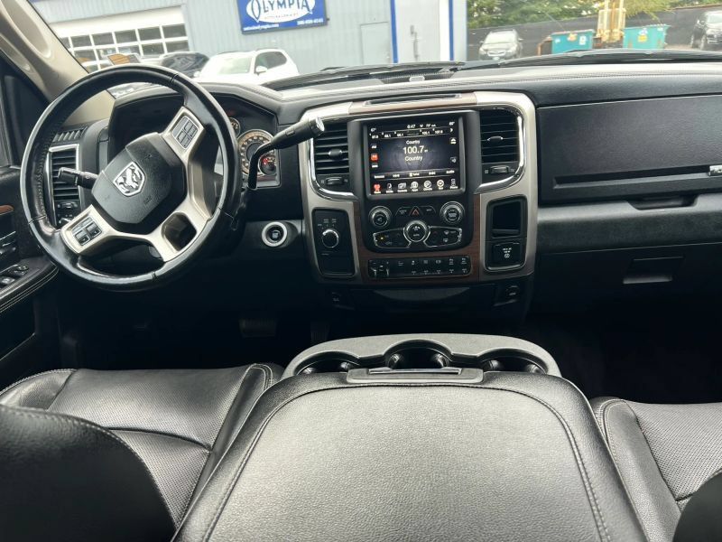 Used 2017 RAM 3500 Laramie w/ Snow Chief Group AWD/4WD image 11