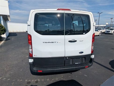 Used 2022 Ford Transit 350 XLT image 5