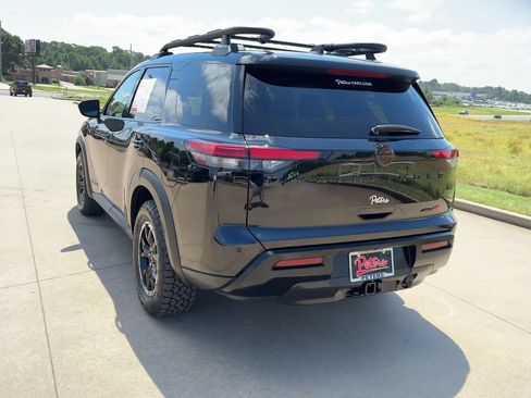 Used 2026 Nissan Pathfinder Rock Creek AWD/4WD image 6