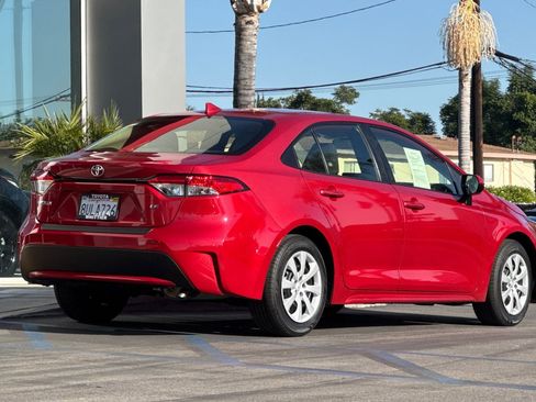 Certified 2021 Toyota Corolla LE image 5