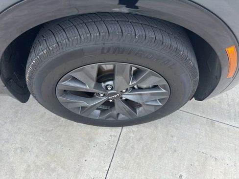 Used 2023 Kia Sportage SX Prestige image 6