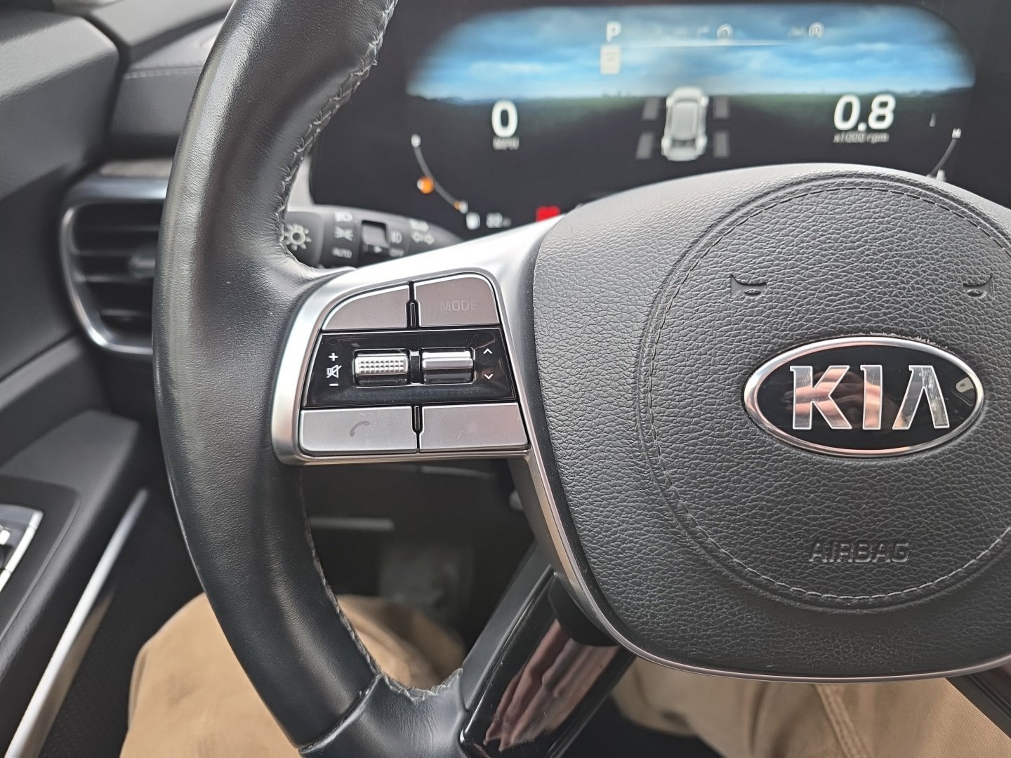 Used 2024 Kia Telluride SX Prestige AWD/4WD image 11