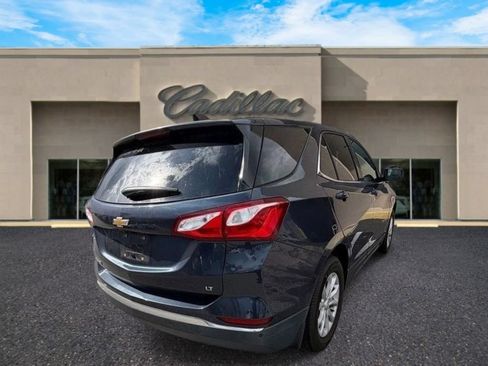 Used 2018 Chevrolet Equinox LT FWD image 3