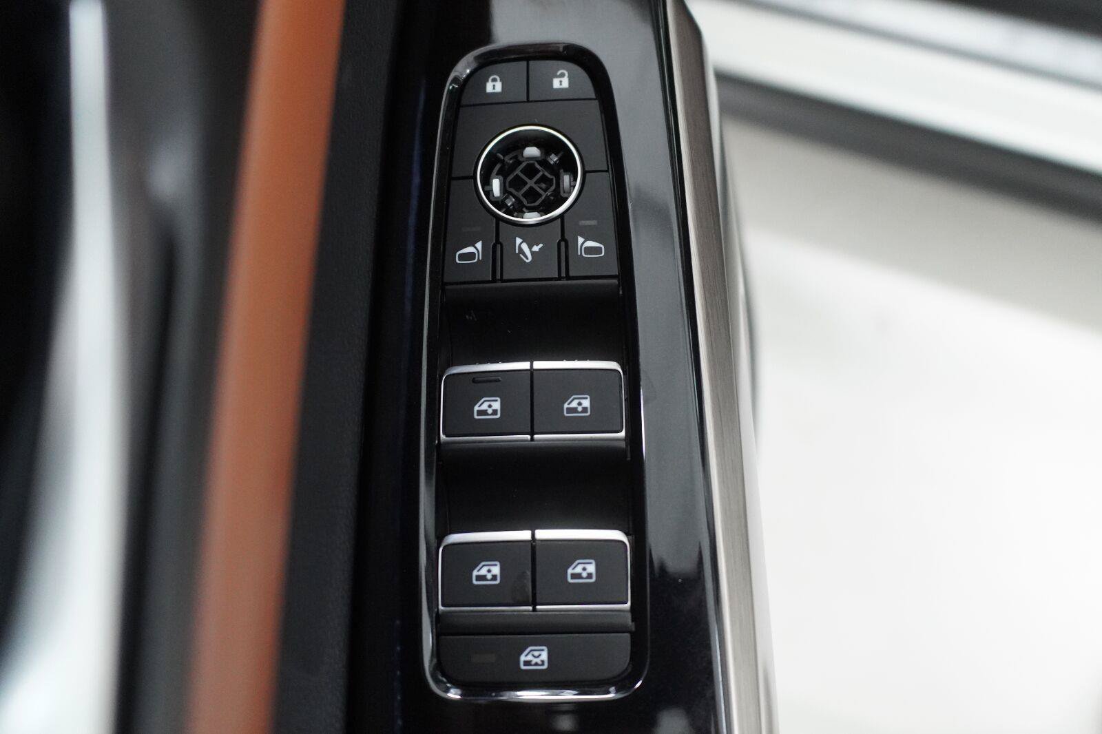 Used 2024 Nissan Pathfinder Platinum w/ Cargo Package FWD image 25