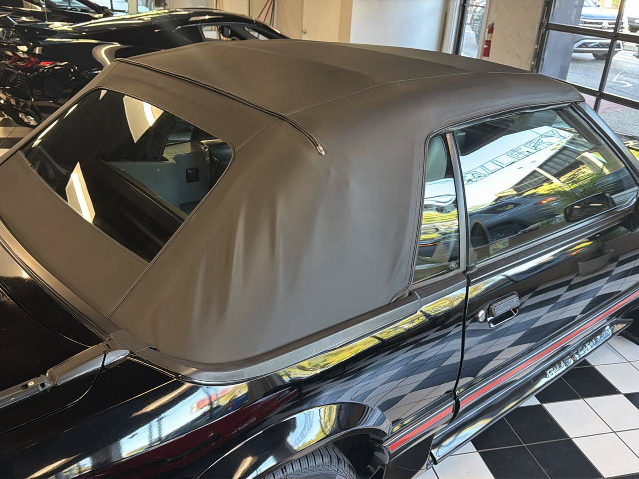 Used 1988 Ford Mustang GT RWD image 12