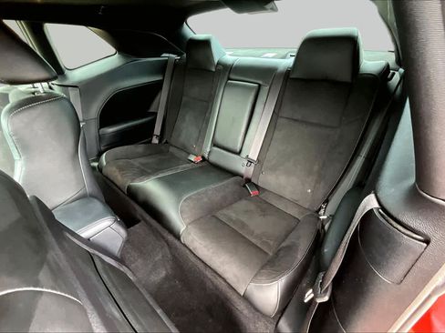 Used 2021 Dodge Challenger R/T Scat Pack RWD image 21