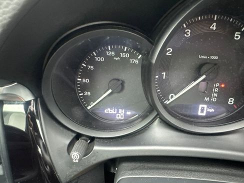 Used 2023 Porsche Macan image 59